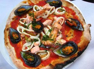 Pizza frutti di mare ricetta