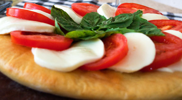 receita de pizza caprese