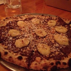 Pizza de Nutella y philadelphia
