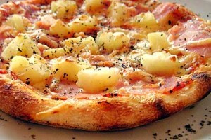 pizza ananas