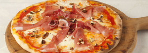 Ricetta Perfetta della Pizza Gorgonzola e Noci