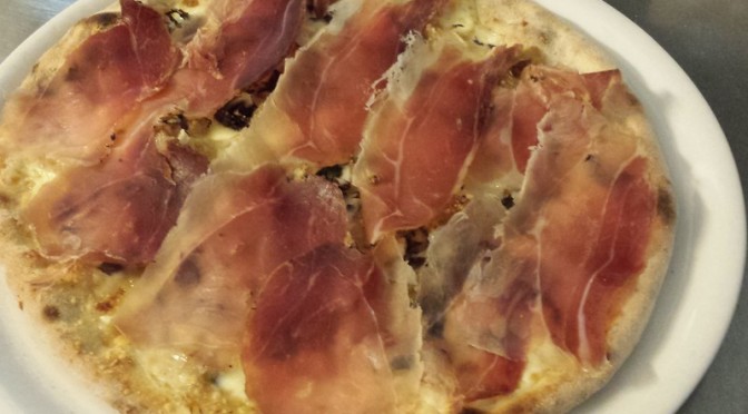 Bacon y Gorgonzola de pizza