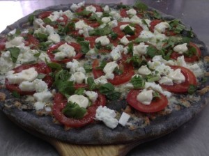 Masa de pizza en Charcoal Negro