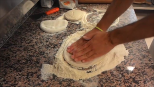 Margherita con Crudo Rucola e Pomodorini