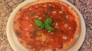 Pizza al Pesto di Peperoni e Noci