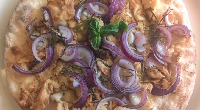 Cereais Focaccia com atum e cebola