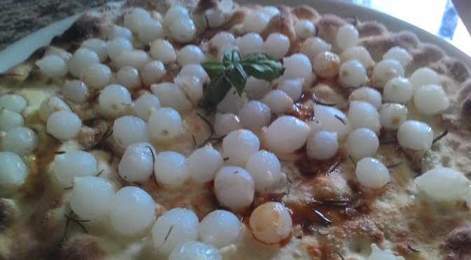 Focaccia con cebolla y vinagre balsámico