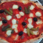 Pizza Pomodoro Mozzarella Alici Cetriolini Olive Nere