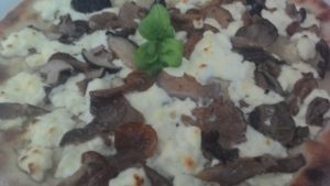 Recipe Of Pizza With Mascarpone and Forest Mushrooms