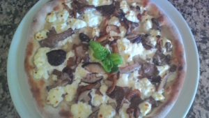 Recipe Of Pizza With Mascarpone and Forest Mushrooms