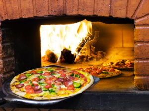 How to Cooking In A Wood oven
