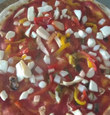 Pizza com Salada de Frutos do Mar
