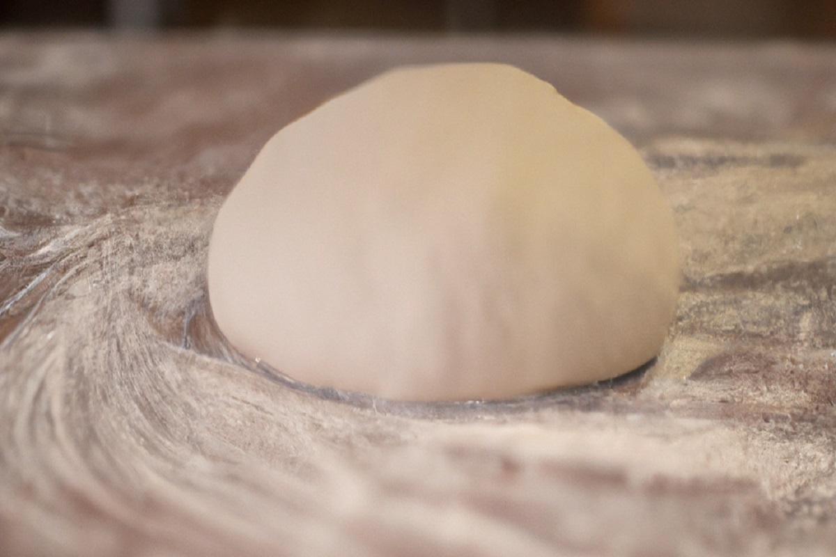 the history of yeast in the preparation of pizza